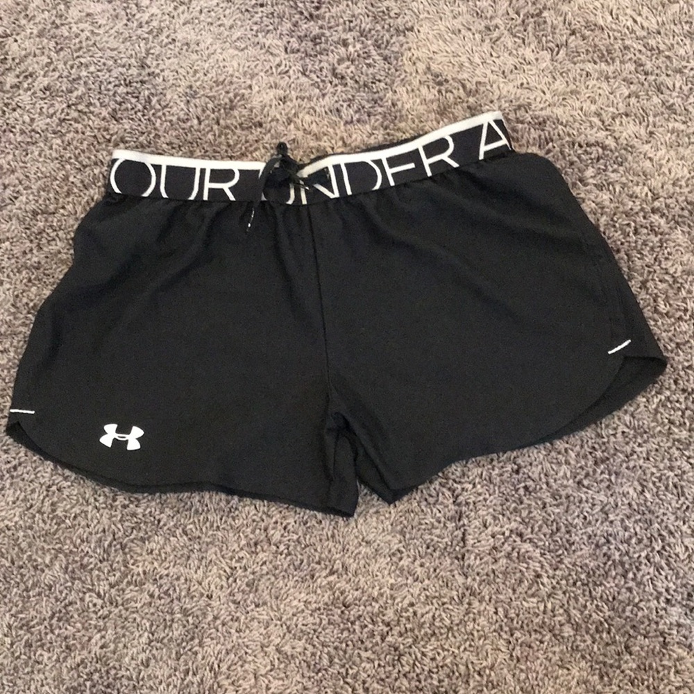 black stretchy shorts